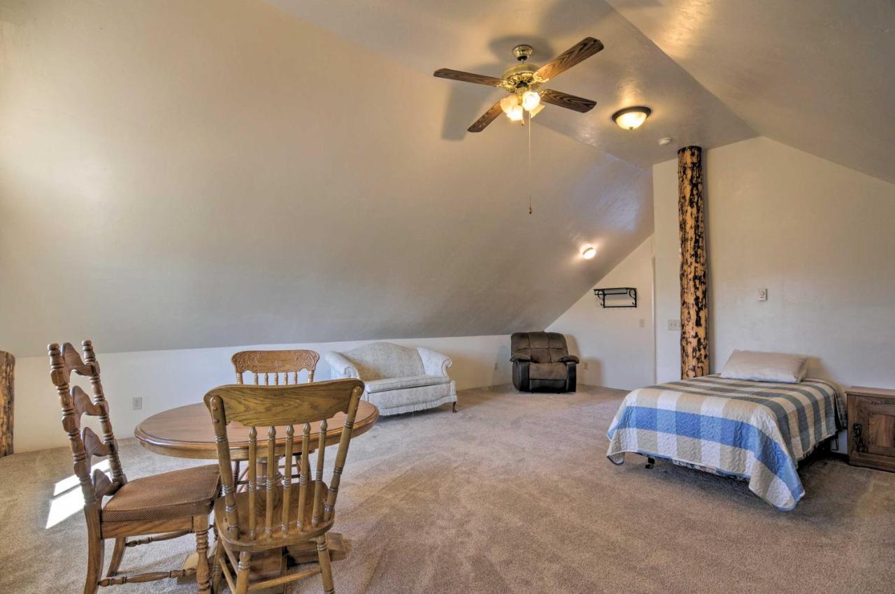 Cozy Henrieville Cabin 18 Mi To Bryce Canyon Np! 외부 사진