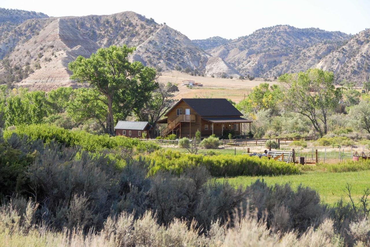 Cozy Henrieville Cabin 18 Mi To Bryce Canyon Np! 외부 사진
